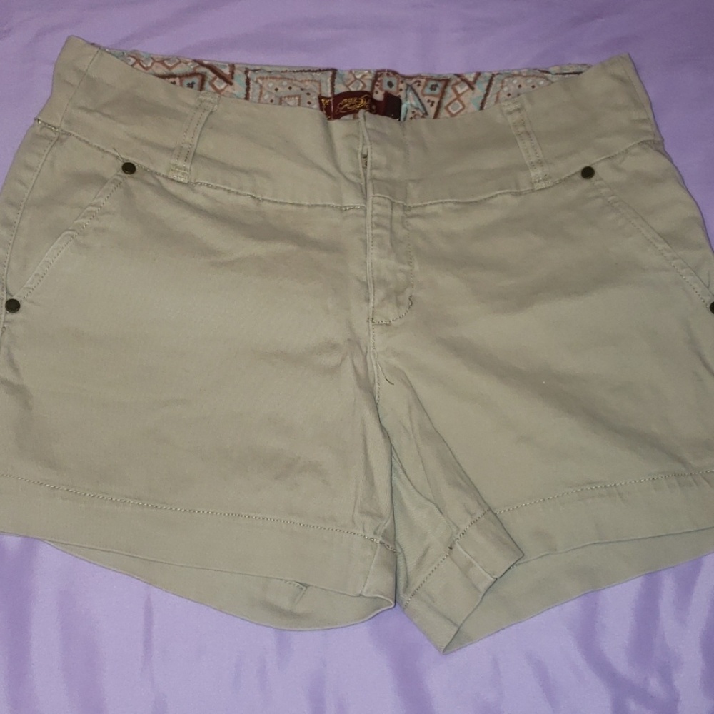 Khaki shorts